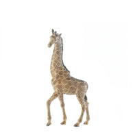 Walking Tall Giraffe Decor